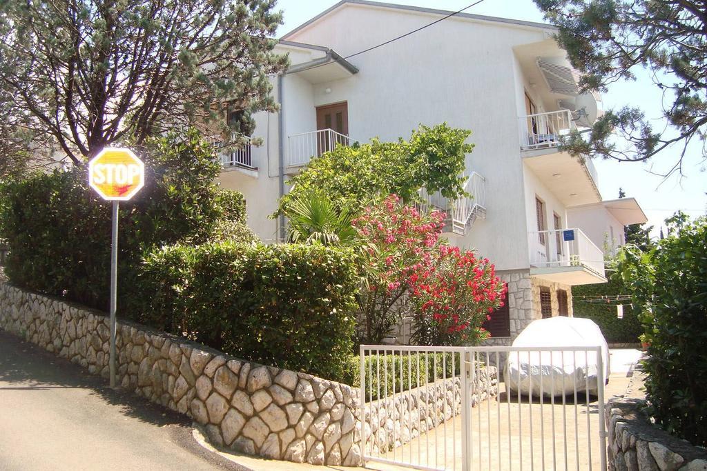 Apartments Simona Crikvenica Kültér fotó